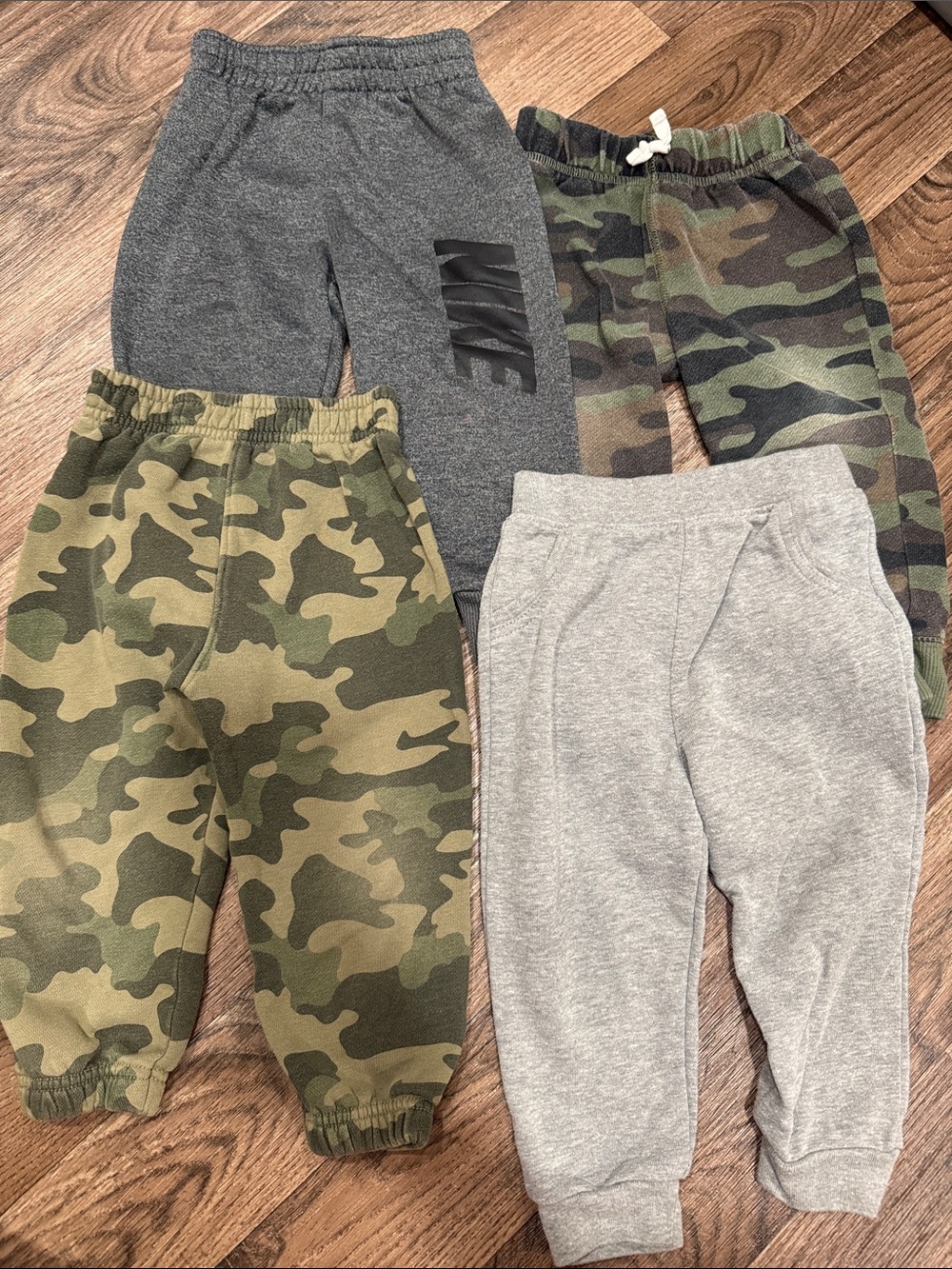 Nike 2T / 24 Mo Kids Grey & Green Camo Jogger 4-Pack